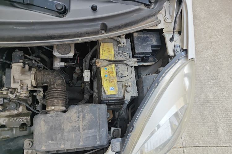 Used CHANGAN Benni mini 2012 1.0L Manual Fashion Edition China IV Standard Engine Bay Left