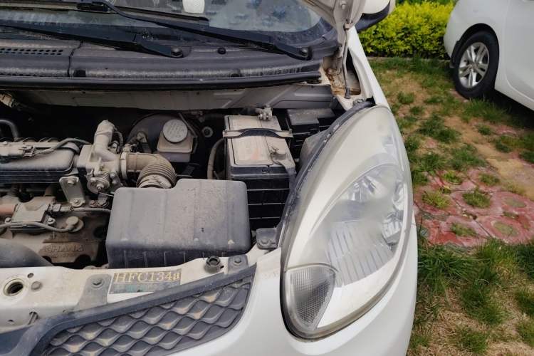 Used CHANGAN Benni mini 2012 1.0L Manual Family Edition China IV Standard Engine Bay Left