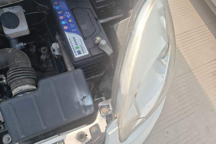 Used CHANGAN Benni mini 2012 1.0L Manual Fashion Edition China IV Standard Engine Bay Left