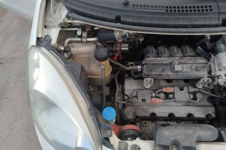 Used CHANGAN Benni mini 2012 1.0L Manual Family Edition China IV Standard Engine Bay Right