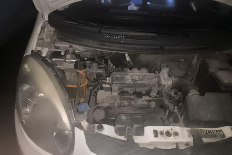 Used CHANGAN Benni mini 2012 1.0L Manual Fashion Edition China IV Standard Engine Bay Right