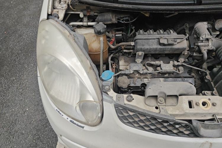 Used CHANGAN Benni mini 2012 1.0L IMT Fashion Edition China IV Standard Engine Bay Right