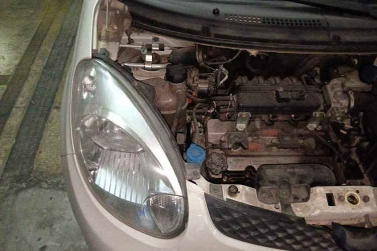 Used CHANGAN Benni mini 2012 1.0L Manual Fashion Edition China IV Standard Engine Bay Right