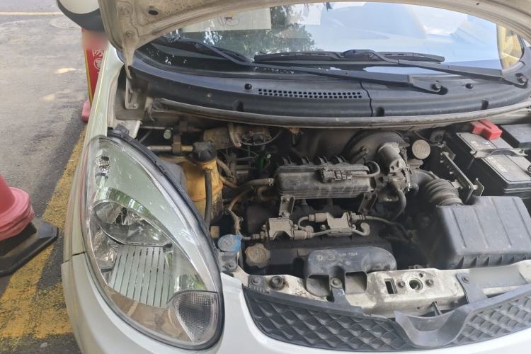 Used CHANGAN Benni mini 2012 1.0L IMT Fashion Edition China IV Standard Engine Bay Right