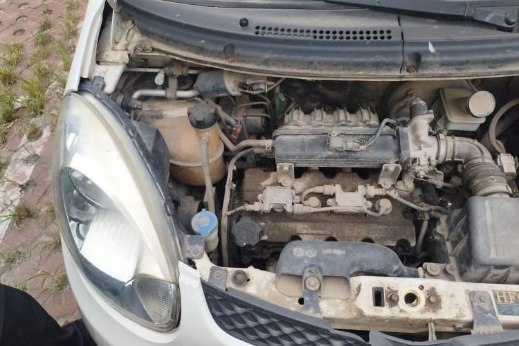 Used CHANGAN Benni mini 2012 1.0L Manual Fashion Edition China V Standard Engine Bay Right