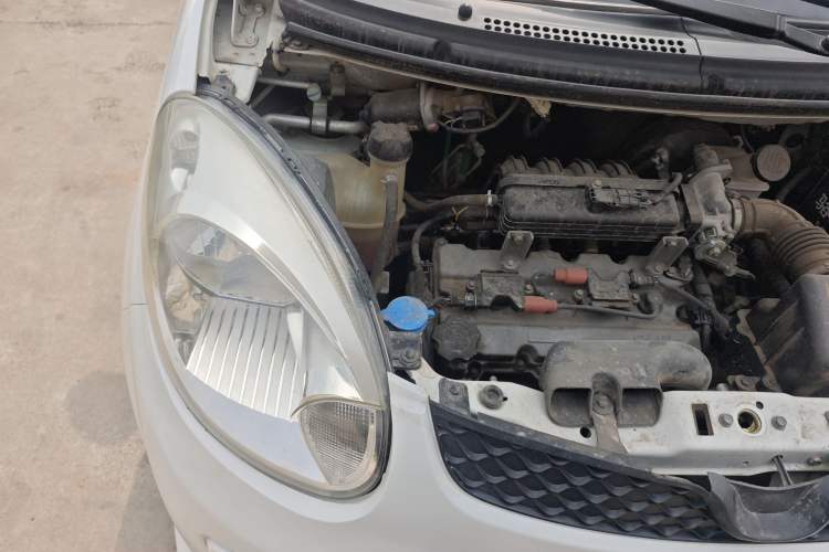 Used CHANGAN Benni mini 2012 1.0L Manual Family Edition China IV Standard Engine Bay Right