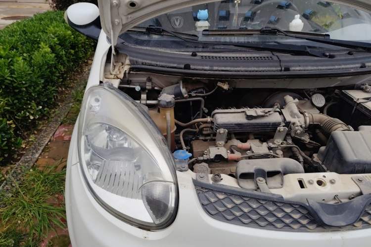 Used CHANGAN Benni mini 2012 1.0L Manual Family Edition China IV Standard Engine Bay Right