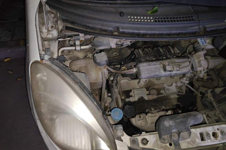 Used CHANGAN Benni mini 2012 1.0L Manual Family Edition China V Standard Engine Bay Right