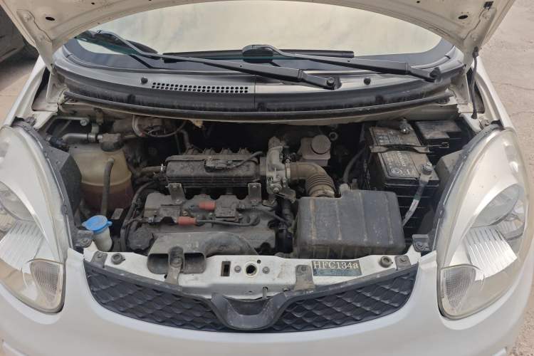 Used CHANGAN Benni mini 2012 1.0L Manual Family Edition China IV Standard Engine Bay