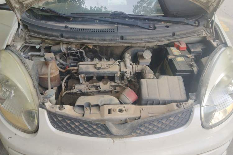 Used CHANGAN Benni mini 2012 1.0L Manual Fashion Edition China IV Standard Engine Bay
