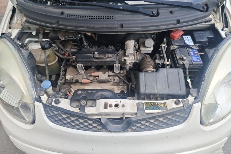 Used CHANGAN Benni mini 2012 1.0L IMT Fashion Edition China IV Standard Engine Bay