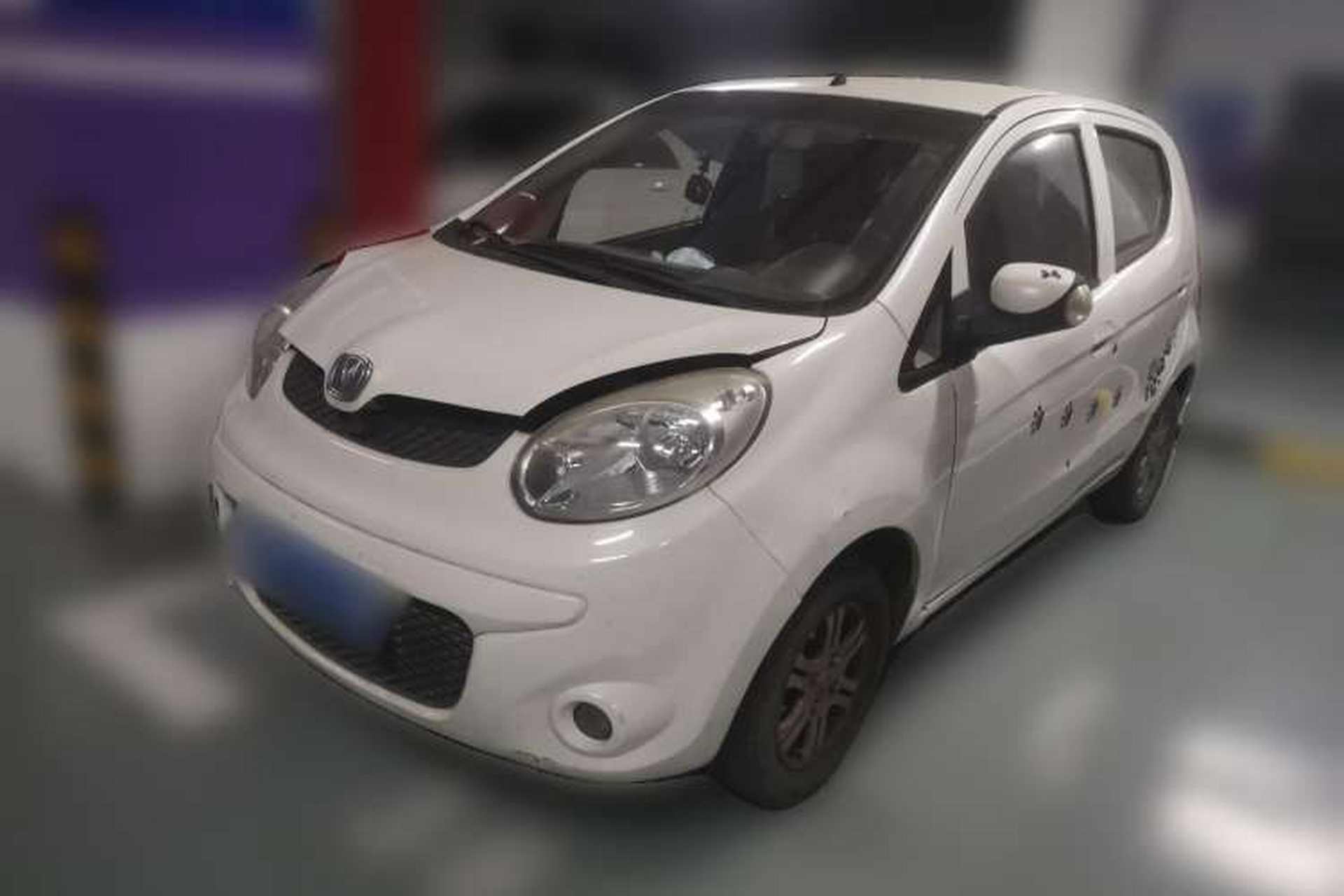 Used CHANGAN Benni mini 2012 1.0L IMT Fashion Edition China IV Standard Front Left 45 Deg