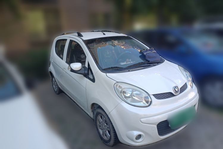 Used CHANGAN Benni mini 2012 1.0L IMT Fashion Edition China IV Standard Front Right 45 Deg