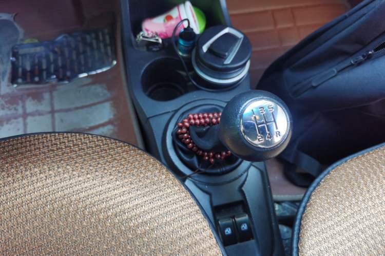 Used CHANGAN Benni mini 2012 1.0L Manual Family Edition China IV Standard Gear Lever