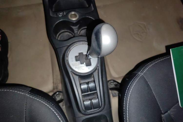Used CHANGAN Benni mini 2012 1.0L IMT Fashion Edition China IV Standard Gear Lever