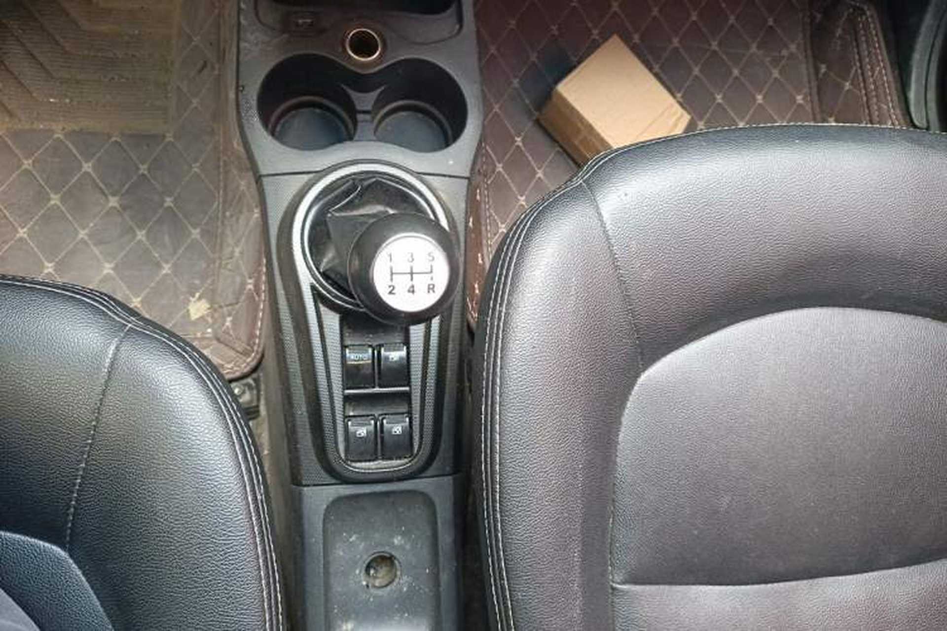 Used CHANGAN Benni mini 2012 1.0L Manual Fashion Edition China V Standard Gear Lever