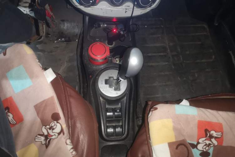 Used CHANGAN Benni mini 2012 1.0L IMT Fashion Edition China IV Standard Gear Lever