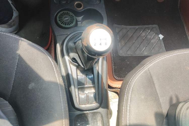 Used CHANGAN Benni mini 2012 1.0L Manual Fashion Edition China IV Standard Gear Lever