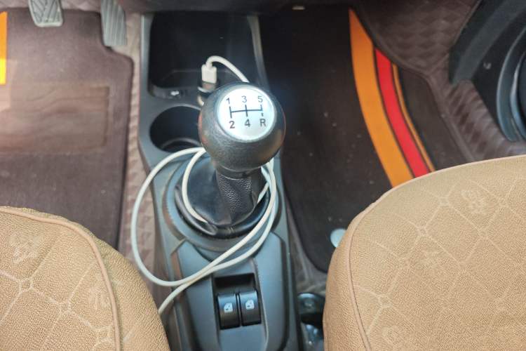 Used CHANGAN Benni mini 2012 1.0L Manual Family Edition China IV Standard Gear Lever