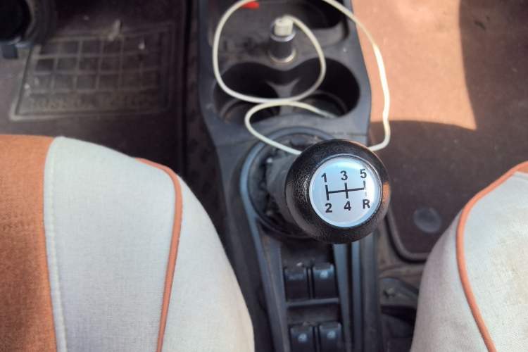 Used CHANGAN Benni mini 2012 1.0L Manual Fashion Edition China V Standard Gear Lever