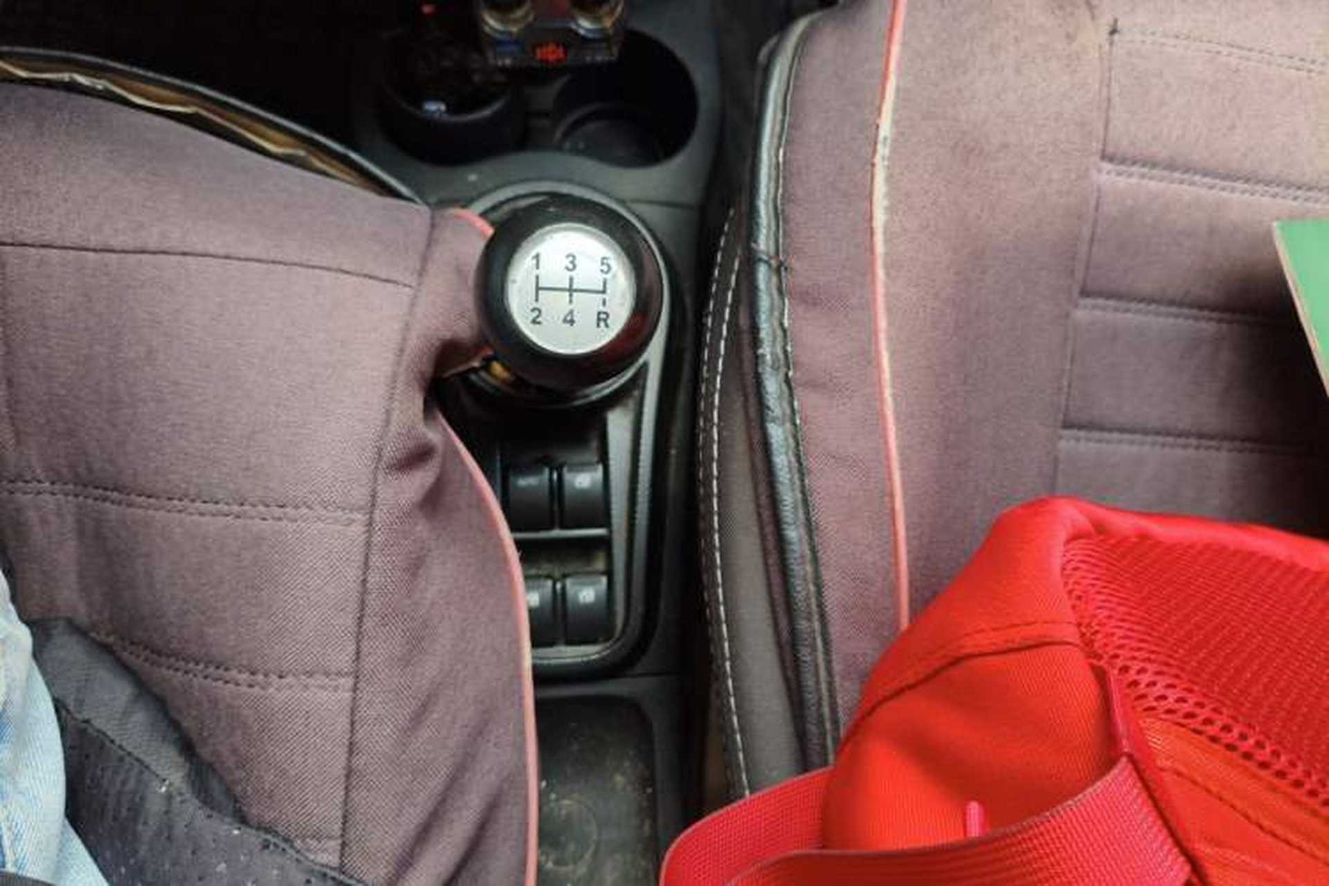 Used CHANGAN Benni mini 2012 1.0L Manual Fashion Edition China IV Standard Gear Lever