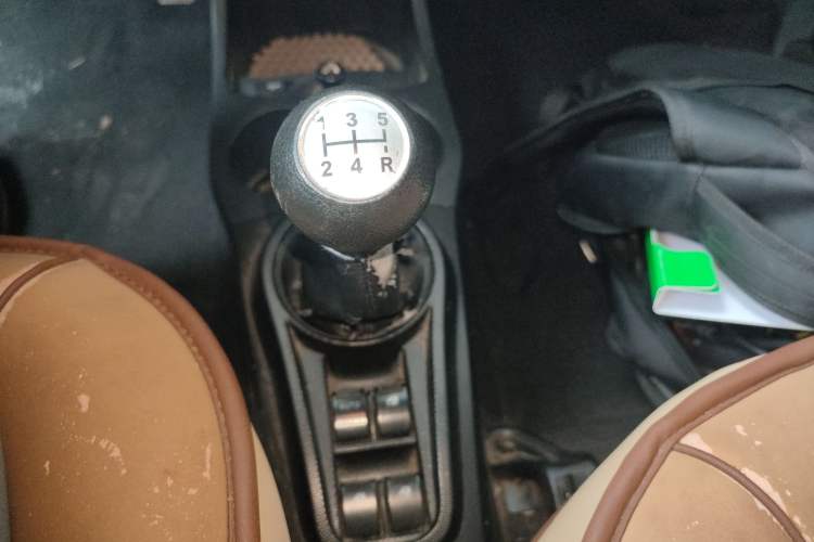 Used CHANGAN Benni mini 2012 1.0L Manual Fashion Edition China V Standard Gear Lever