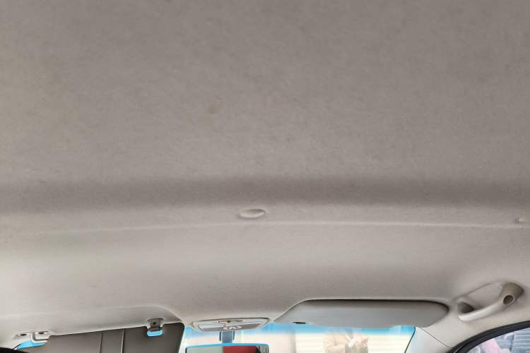 Used CHANGAN Benni mini 2012 1.0L IMT Fashion Edition China IV Standard Headliner