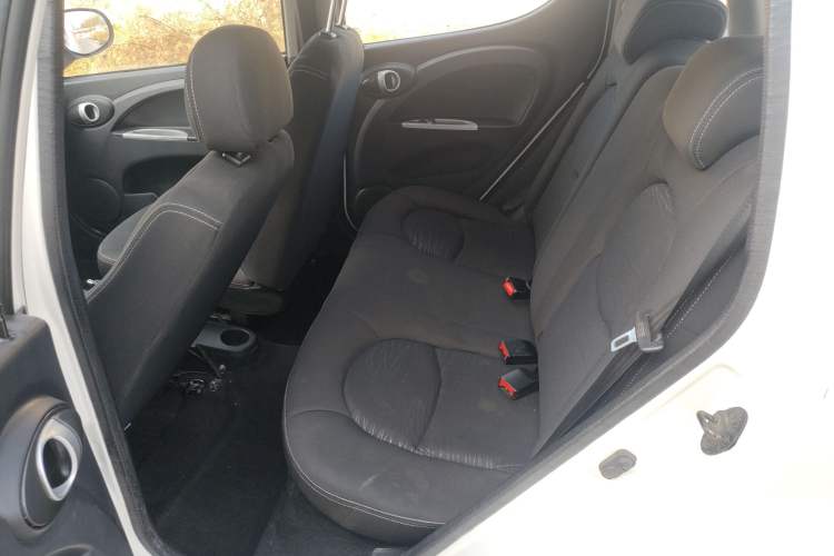 Used CHANGAN Benni mini 2012 1.0L Manual Fashion Edition China V Standard Interior 2