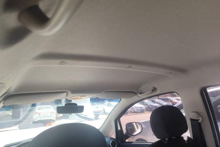 Used CHANGAN Benni mini 2012 1.0L Manual Fashion Edition China V Standard Interior 4