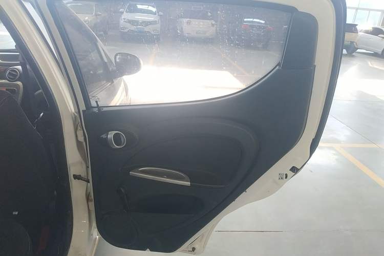 Used CHANGAN Benni mini 2012 1.0L Manual Family Edition China V Standard Interior 6