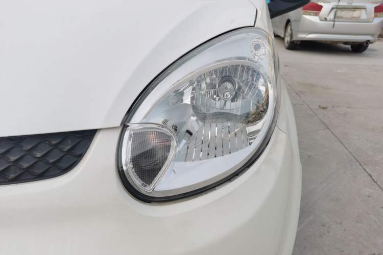 Used CHANGAN Benni mini 2012 1.0L Manual Fashion Edition China V Standard Left Front Headlight