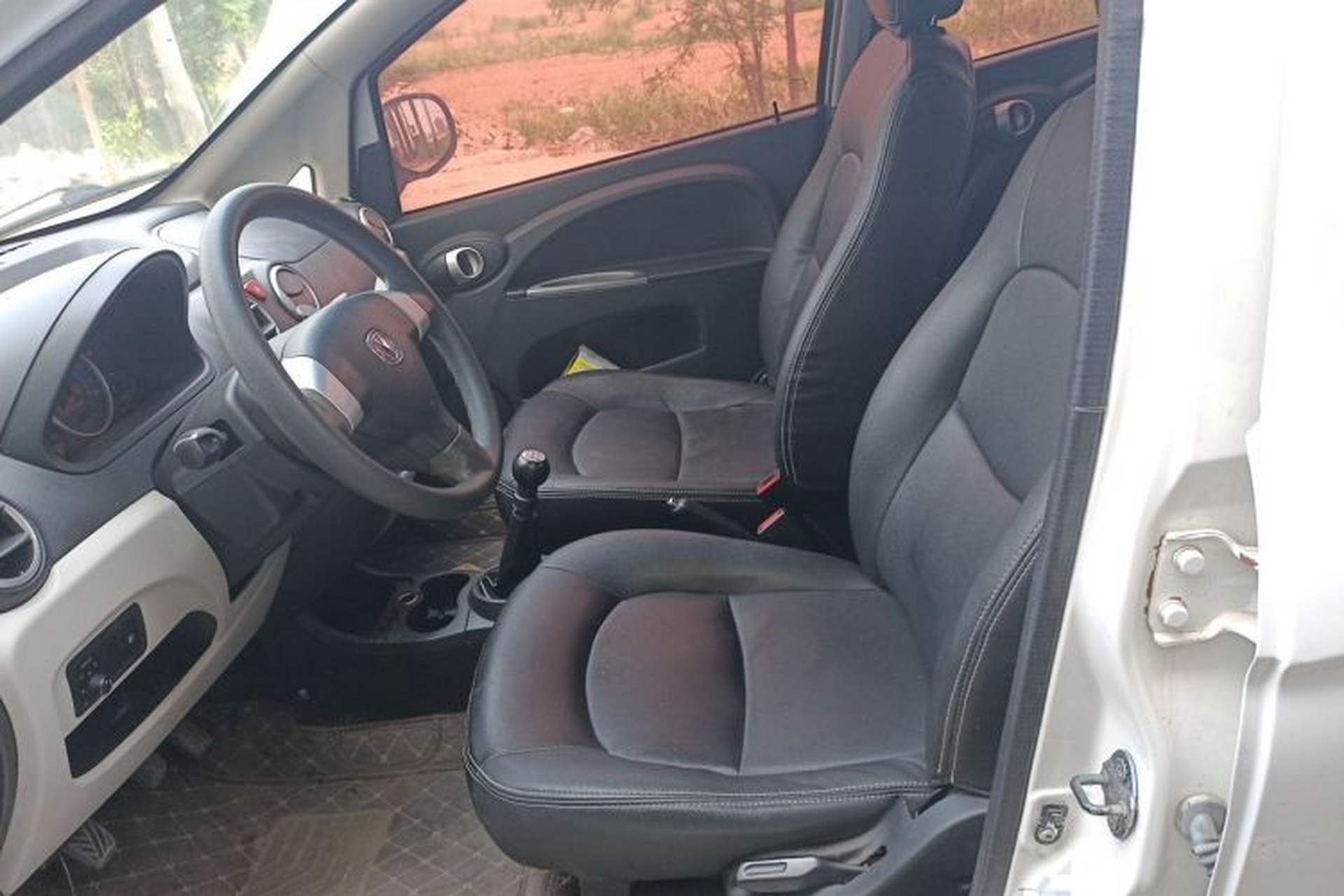 Used CHANGAN Benni mini 2012 1.0L Manual Fashion Edition China V Standard Left Front Seat