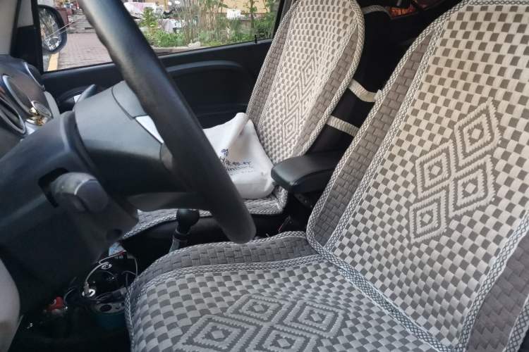 Used CHANGAN Benni mini 2012 1.0L Manual Fashion Edition China IV Standard Left Front Seat