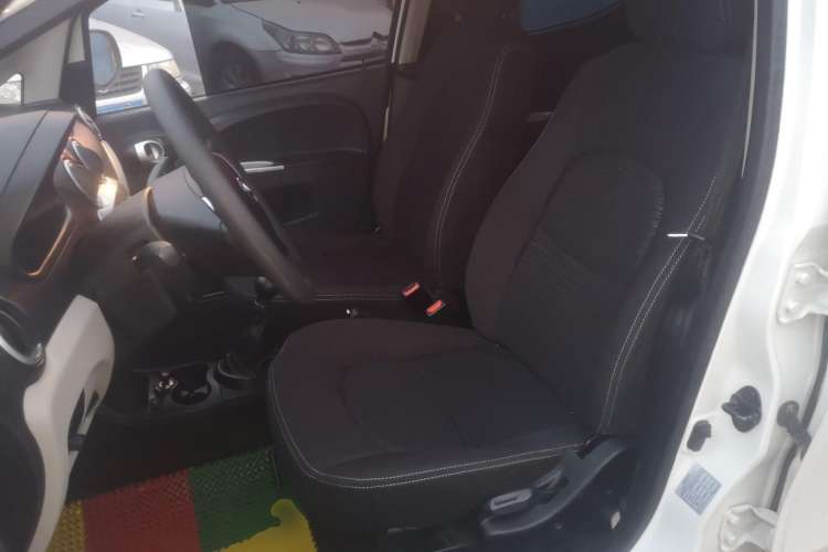 Used CHANGAN Benni mini 2012 1.0L Manual Fashion Edition China V Standard Left Front Seat