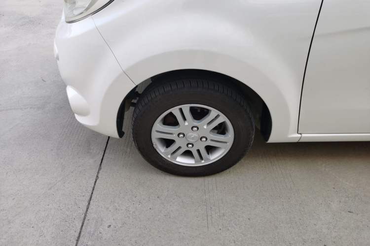 Used CHANGAN Benni mini 2012 1.0L Manual Fashion Edition China V Standard Left Front Wheel Hub