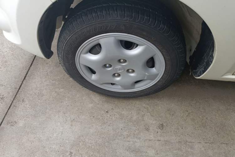 Used CHANGAN Benni mini 2012 1.0L Manual Family Edition China V Standard Left Front Wheel Hub