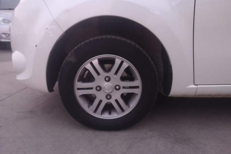 Used CHANGAN Benni mini 2012 1.0L Manual Fashion Edition China V Standard Left Front Wheel Hub