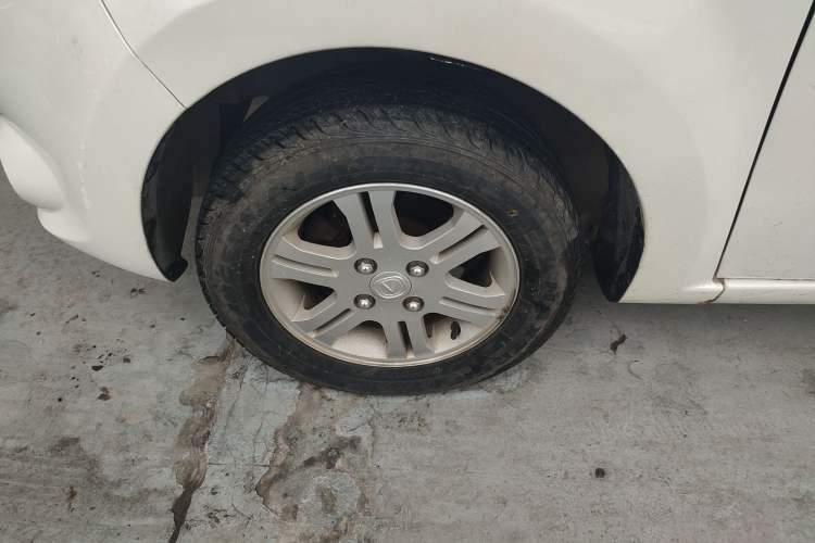 Used CHANGAN Benni mini 2012 1.0L Manual Fashion Edition China V Standard Left Front Wheel Hub