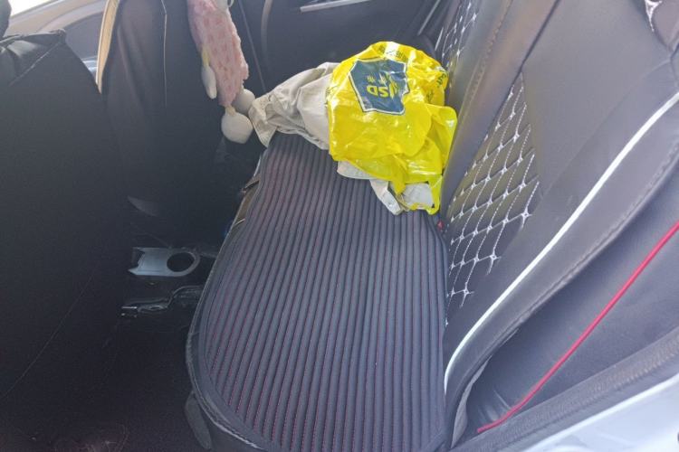 Used CHANGAN Benni mini 2012 1.0L IMT Fashion Edition China IV Standard Left Rear Seat