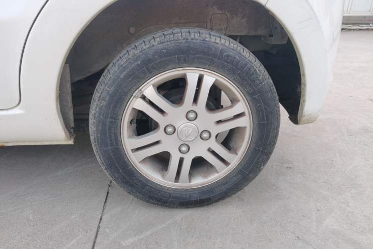 Used CHANGAN Benni mini 2012 1.0L Manual Fashion Edition China V Standard Left Rear Wheel Hub