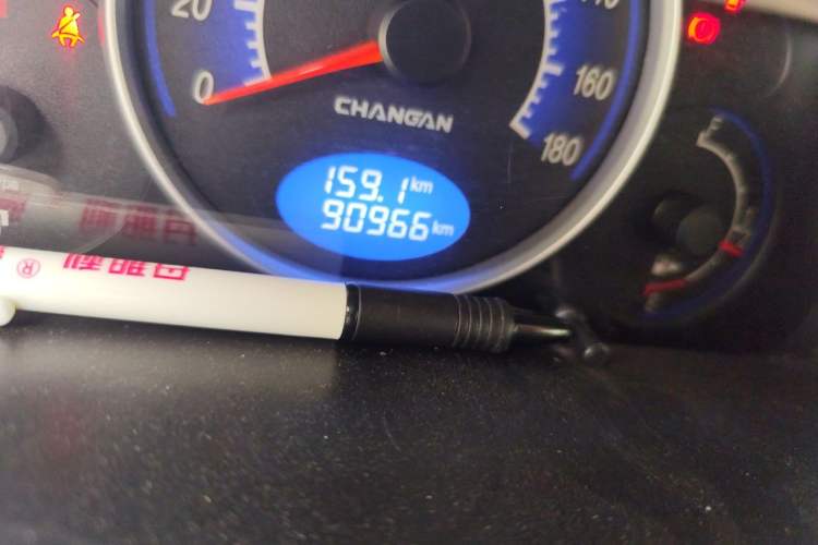 Used CHANGAN Benni mini 2012 1.0L Manual Family Edition China V Standard Odometer Close Up