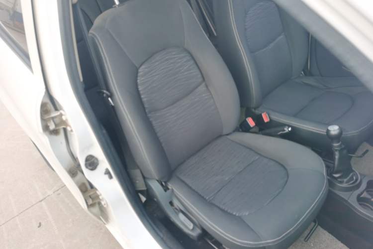 Used CHANGAN Benni mini 2012 1.0L Manual Fashion Edition China V Standard Right Front Seat