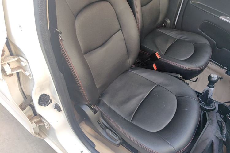 Used CHANGAN Benni mini 2012 1.0L Manual Fashion Edition China V Standard Right Front Seat