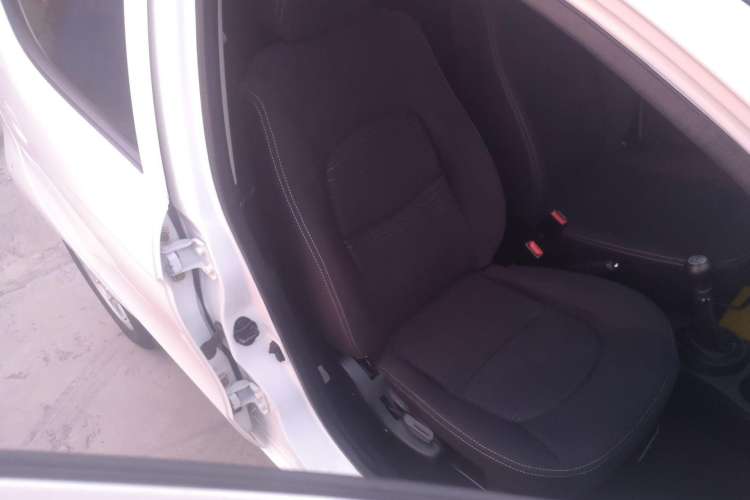 Used CHANGAN Benni mini 2012 1.0L Manual Fashion Edition China V Standard Right Front Seat