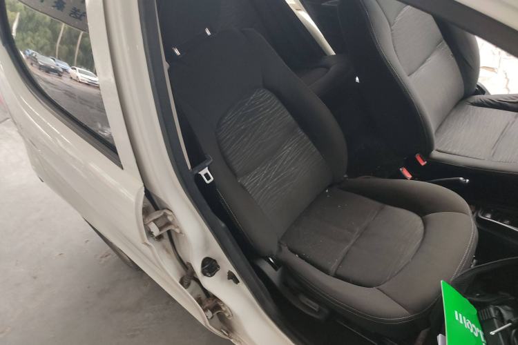 Used CHANGAN Benni mini 2012 1.0L Manual Fashion Edition China V Standard Right Front Seat
