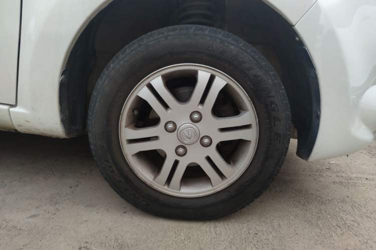 Used CHANGAN Benni mini 2012 1.0L Manual Family Edition China IV Standard Right Front Wheel Hub