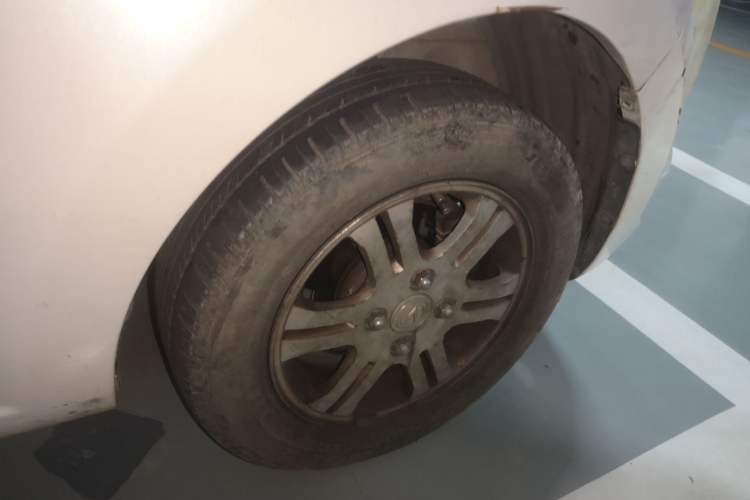 Used CHANGAN Benni mini 2012 1.0L IMT Fashion Edition China IV Standard Right Front Wheel Hub