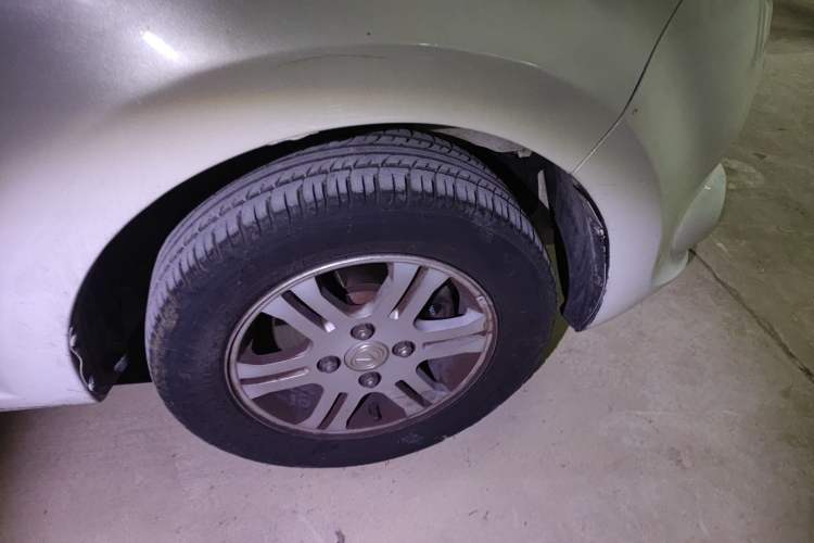 Used CHANGAN Benni mini 2012 1.0L Manual Fashion Edition China V Standard Right Front Wheel Hub