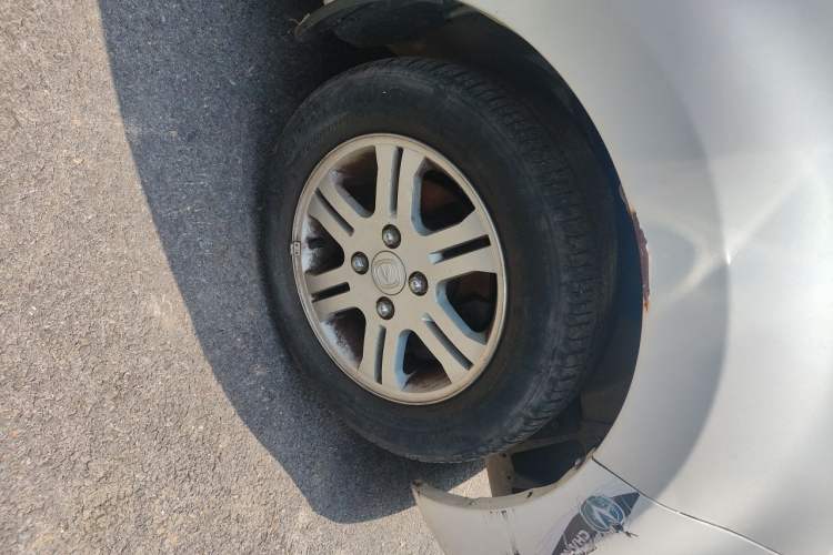 Used CHANGAN Benni mini 2012 1.0L Manual Fashion Edition China IV Standard Right Front Wheel Hub