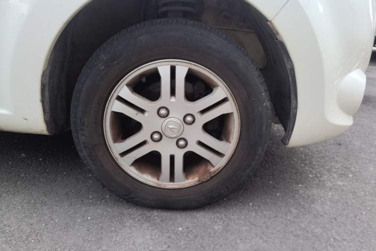 Used CHANGAN Benni mini 2012 1.0L Manual Fashion Edition China V Standard Right Front Wheel Hub